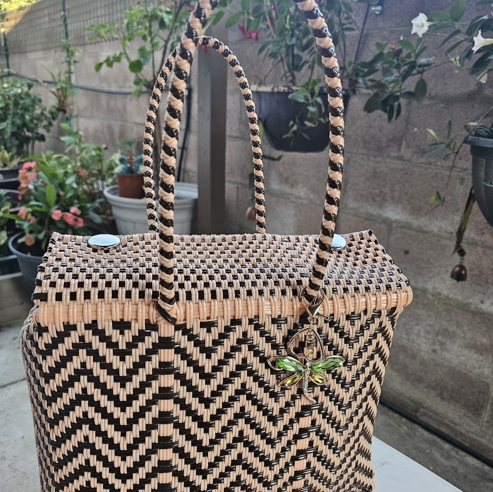 Elegant Chevron Woven Tote - Picture 5 of 16